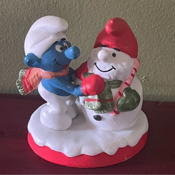 VINTAGE 1982 SMURF CHRISTMAS COLLECTABLES FIGURINE WALLACE BERRIE & CO. INC. - Picture 2 of 11